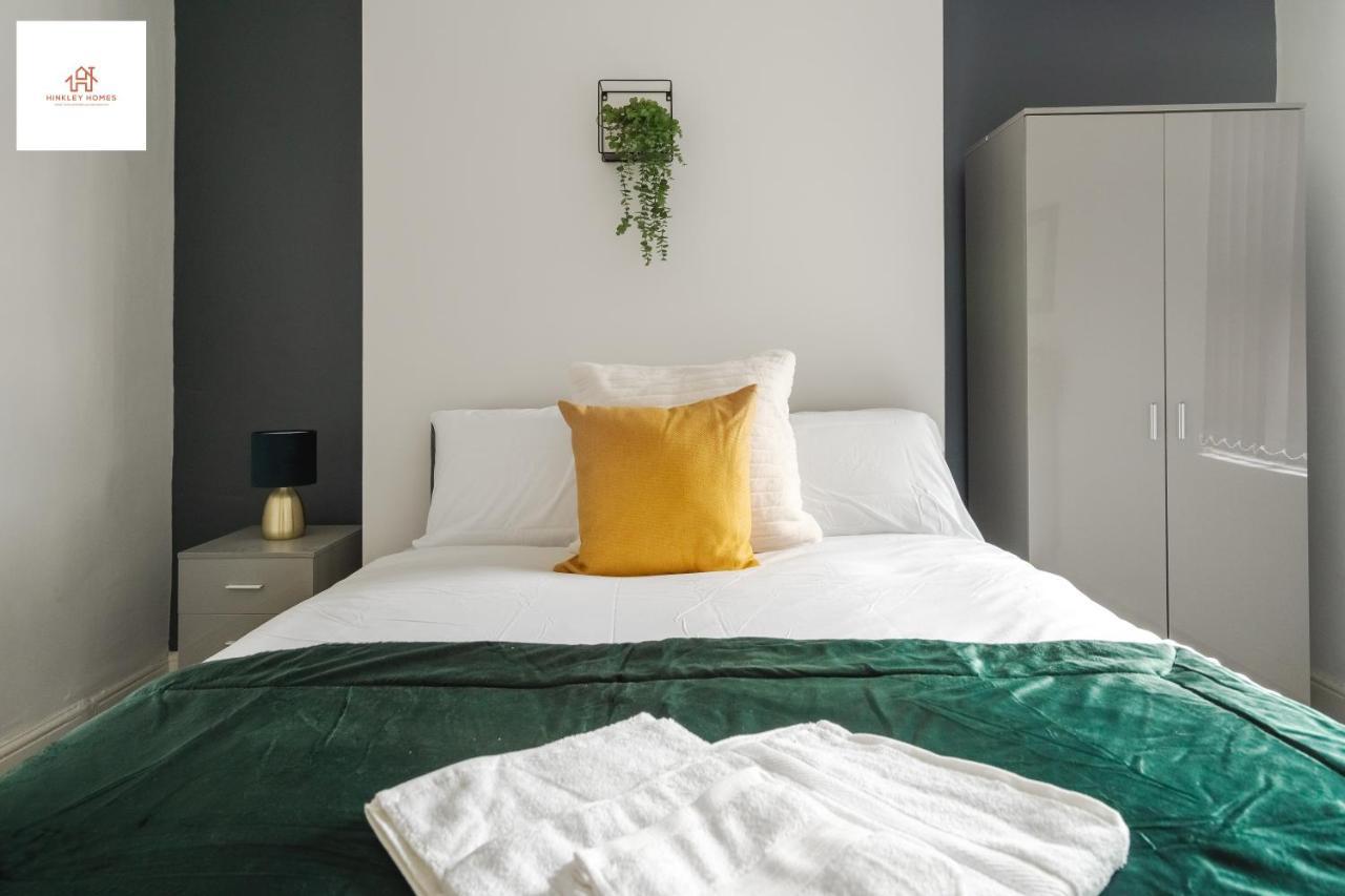 Immaculate 4 Bed In Liverpool By Hinkley Homes Short Lets & Serviced Accommodation Exterior photo